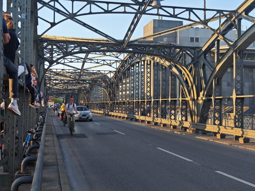 Looking through the steel arch design of the Hackerbrücke